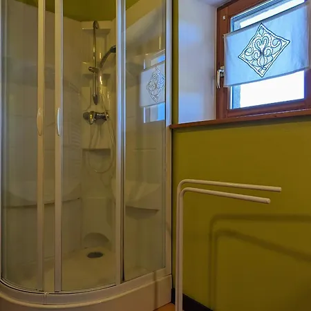 Maison Restauree Proche Nature Avec Terrasse Et Poele A Bois, Pres Du Puy-en-velay - Fr-1-582-177 *