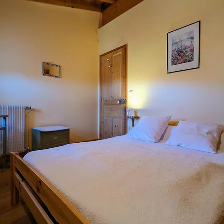 Дом отдыха Maison Restauree Proche Nature Avec Terrasse Et Poele A Bois, Pres Du Puy-en-velay - Fr-1-582-177