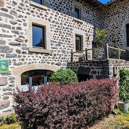Дом отдыха Maison Restauree Proche Nature Avec Terrasse Et Poele A Bois, Pres Du Puy-en-velay - Fr-1-582-177