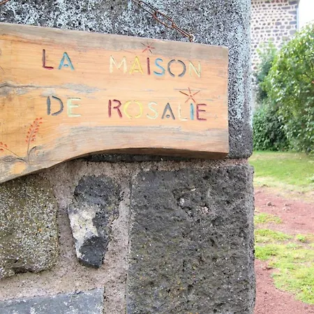 Maison Restauree Proche Nature Avec Terrasse Et Poele A Bois, Pres Du Puy-en-velay - Fr-1-582-177 펜션